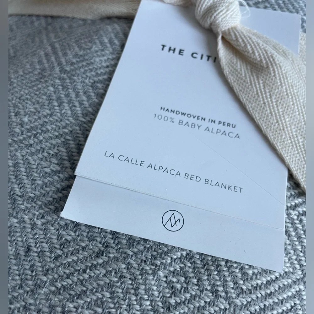 🆕The Citizenry LA CALLE ALPACA BED BLANKET Dove Grey Diamond Throw - Picture 6 of 9
